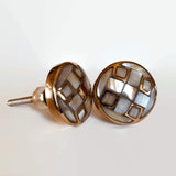 Golden Brass Cabinet Knobs Pulls Shell Accents 1.40 Inch-Dwyer Home Collection